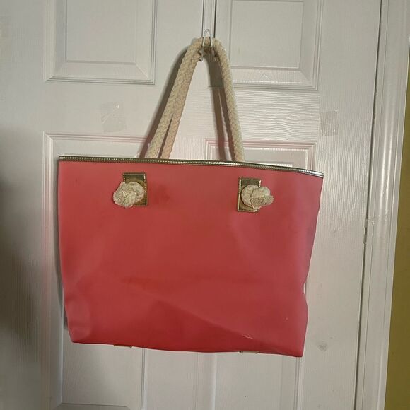 Lilly Pulitzer X Large Beach Bag & Pouch Rubber Pink gold trim robe straps - Picture 1 of 16